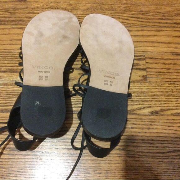 VINCE Sandals   - Picture 8 of 8